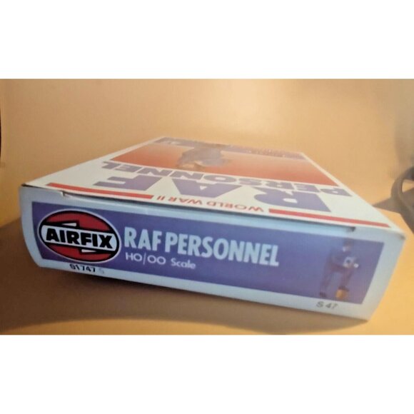 Airfix H0/00 Scale World War II RAF Personnel 47 pcs. 01747-5  New Open Box 1980 - Picture 4 of 8